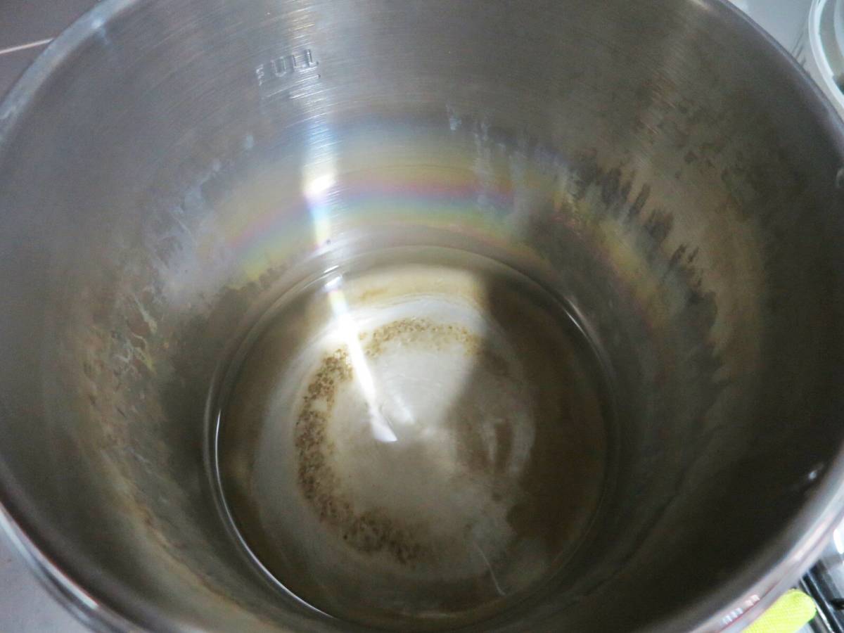 Distillation not only gets rid of chlorine. It removes up to 99.9% of most tap water contaminants.